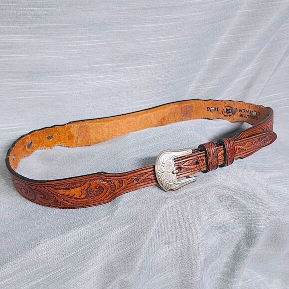 Silver Creek Collection Vintage Personalized Brown Tooled Leather Belt Womens 28 - Picture 3 of 11